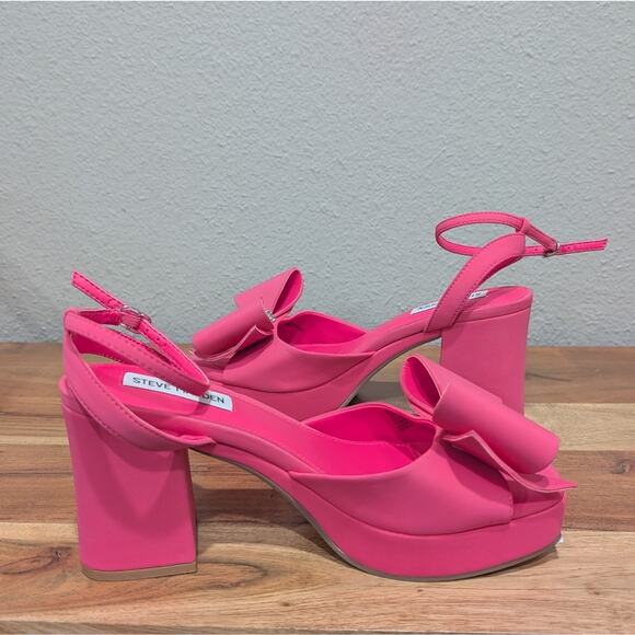Steve Madden Aerin Platform Heels with Bow - Picture 10 of 10